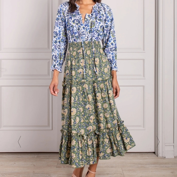 Senlis Dresses & Skirts - Dress